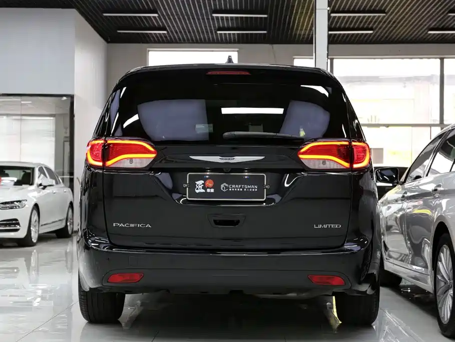 Chrysler Grand Voyager 2019 — фото 23
