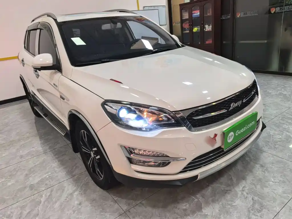 Zotye X5 2016 — фото 4