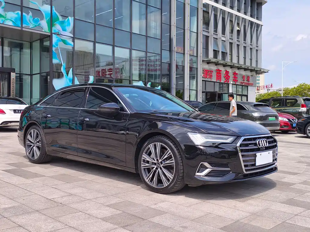 Audi A6L 2023 — фото 3