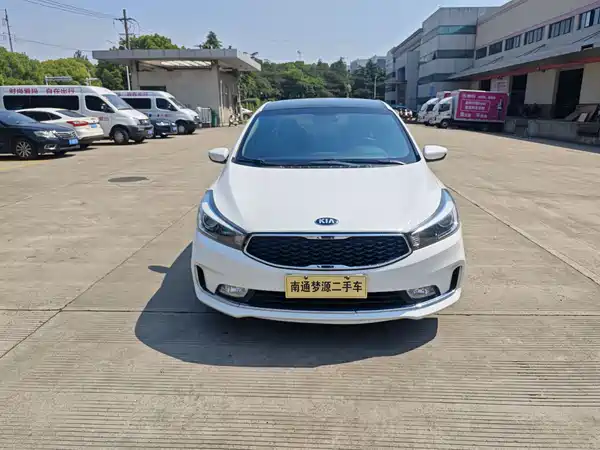Kia K3 2016