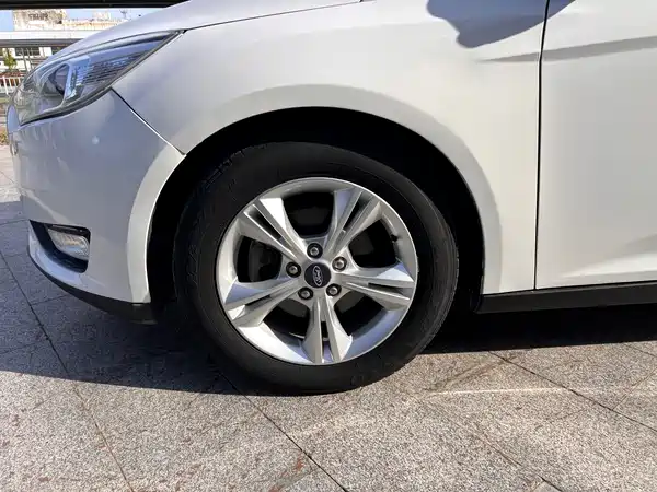 Ford Focus 2015