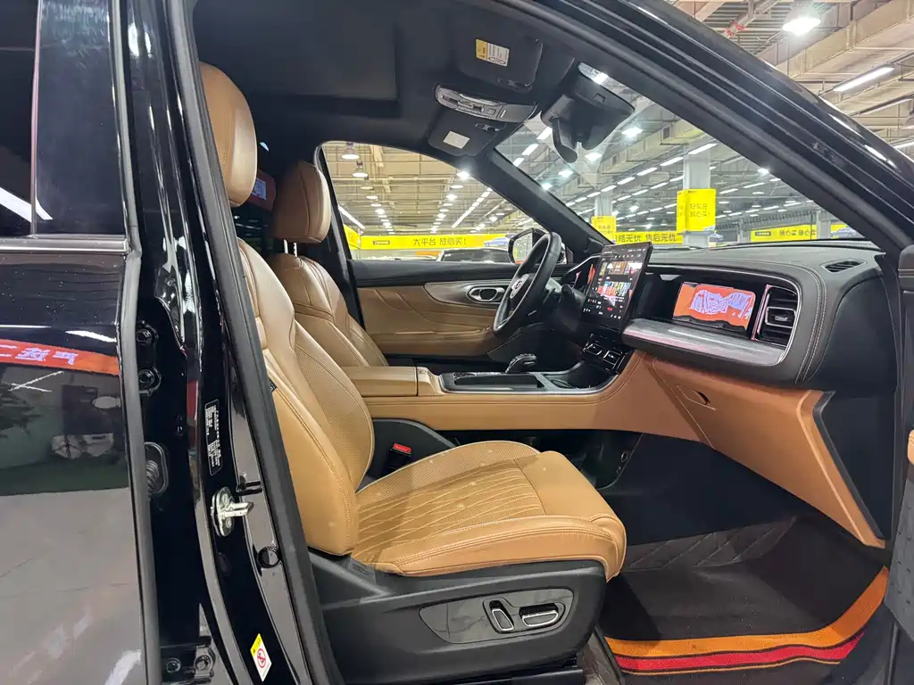 GAC Motor Trumpchi GS8 2024 — фото 10