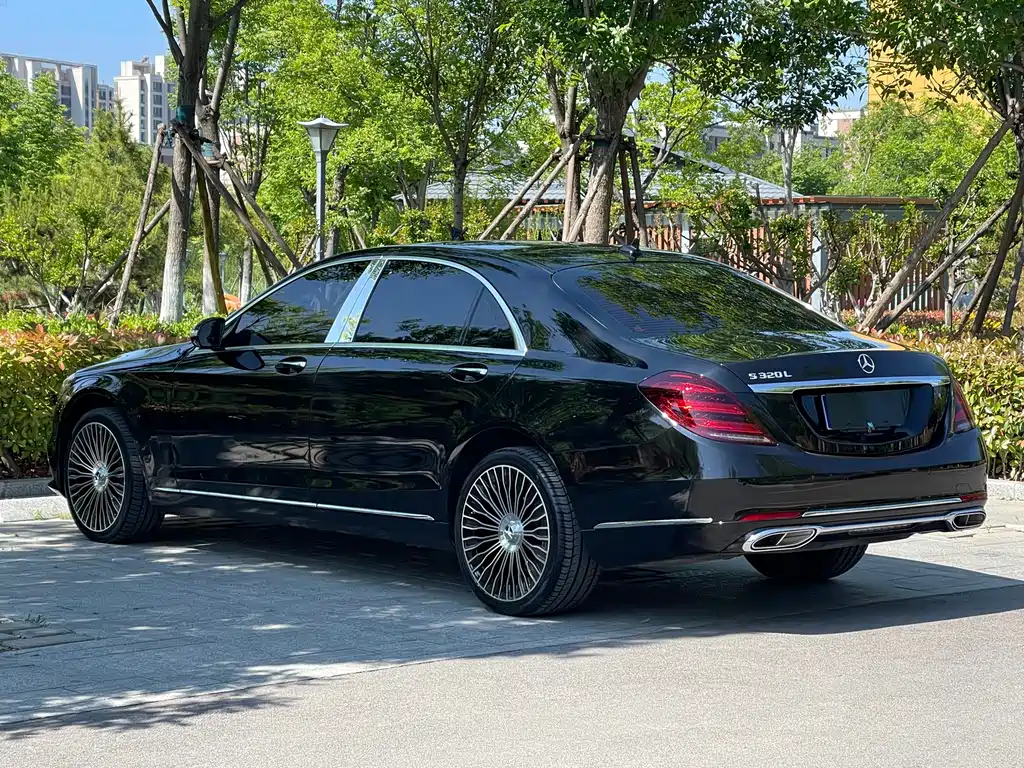 Mercedes-Benz S-Class 2015 — фото 11