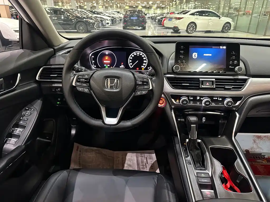 Honda Accord 2020 — фото 7