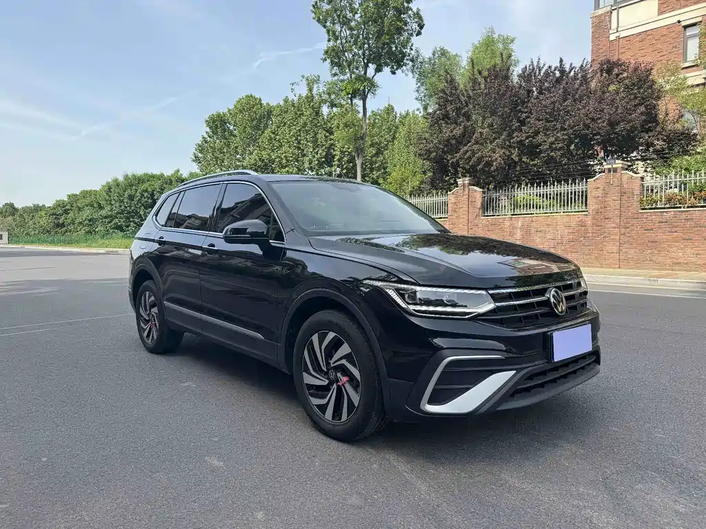 Volkswagen Tiguan L 2025 — фото 3