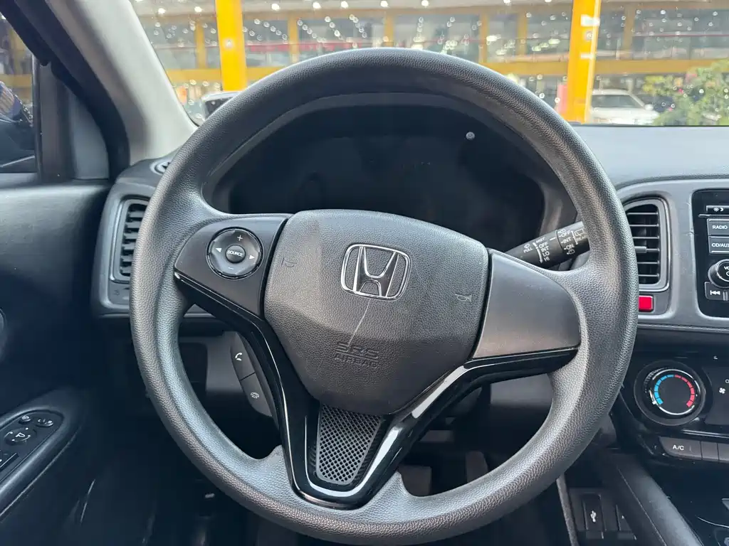 Honda Vezel 2015 — фото 14