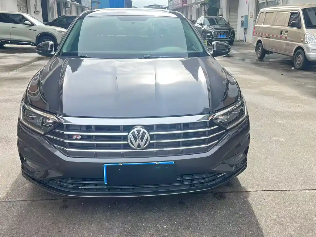 Volkswagen Sagitar 2020
