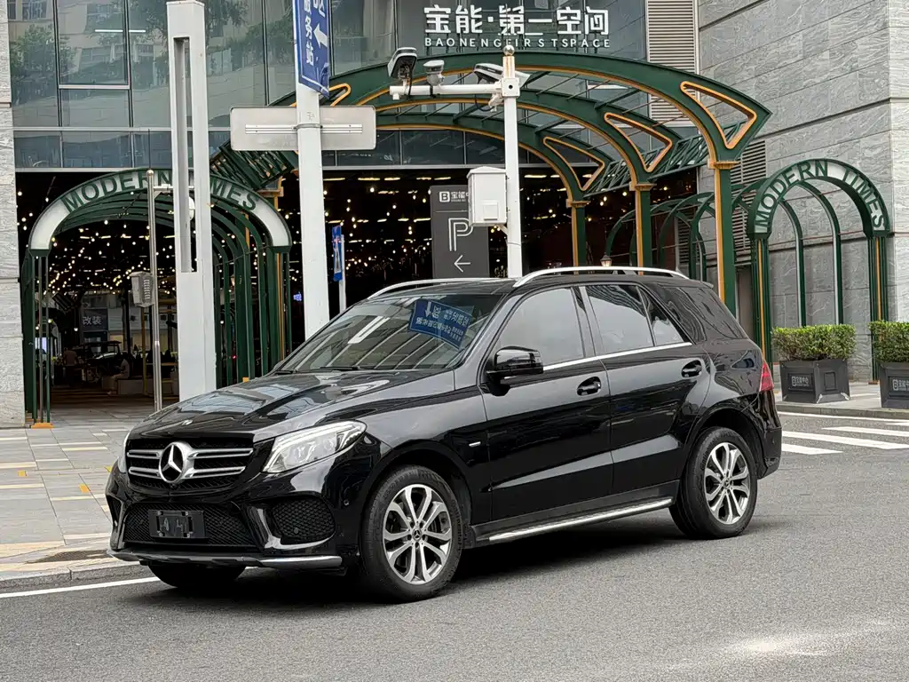 Mercedes-Benz GLE 2018