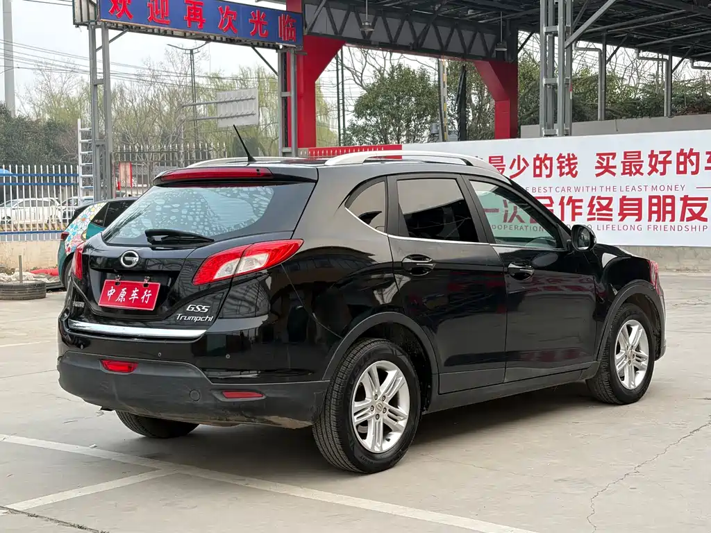 GAC Motor Trumpchi GS5 2014 — фото 17