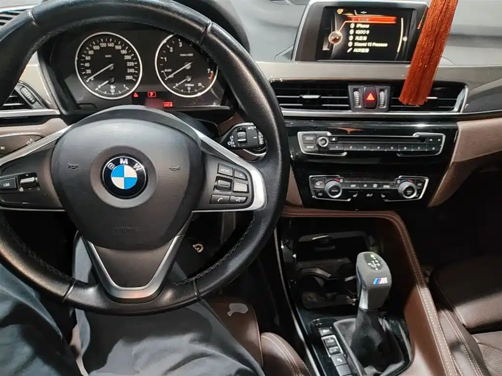 BMW X1 2017 — фото 10