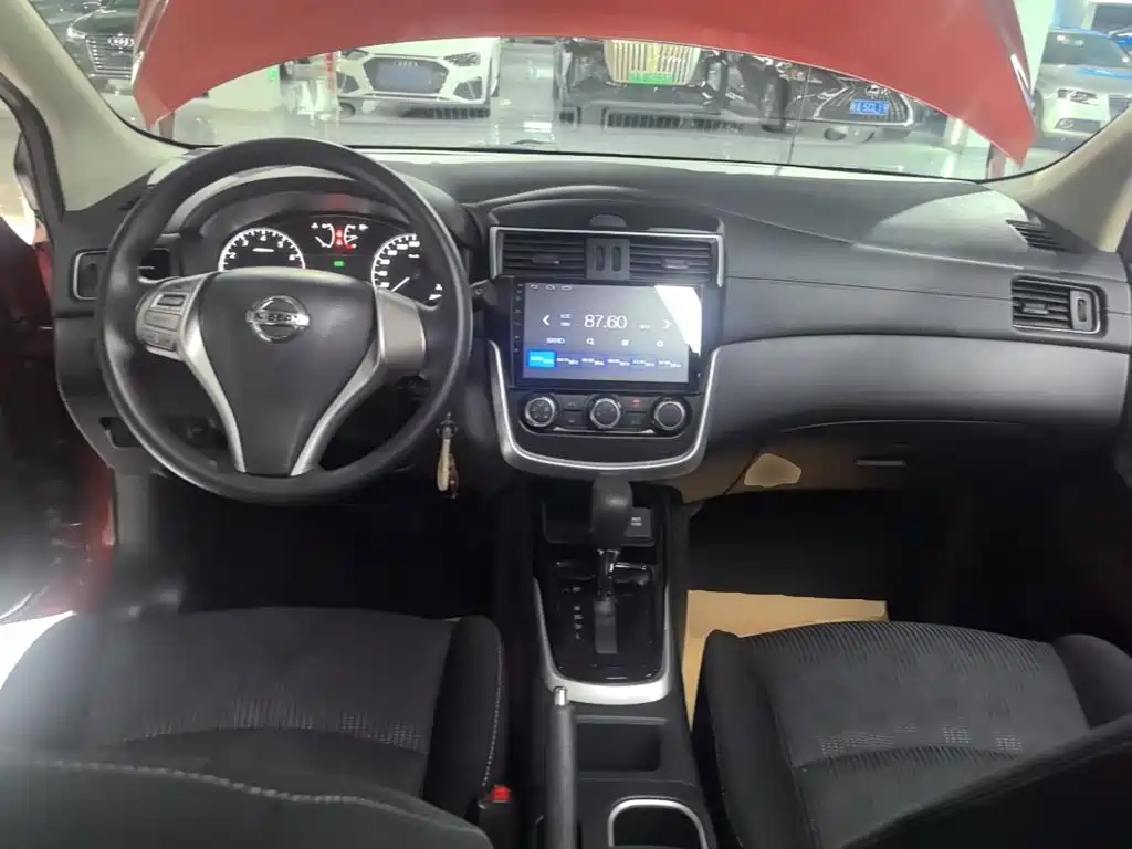 Nissan Tiida 2019 — фото 10