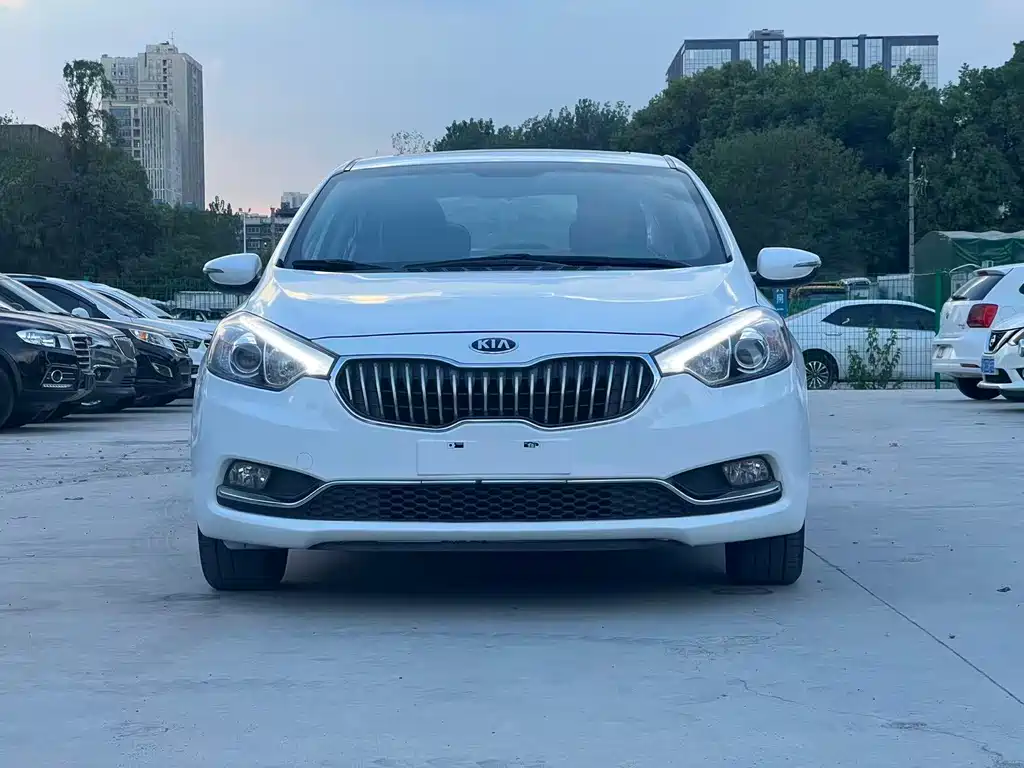 Kia K3 2015