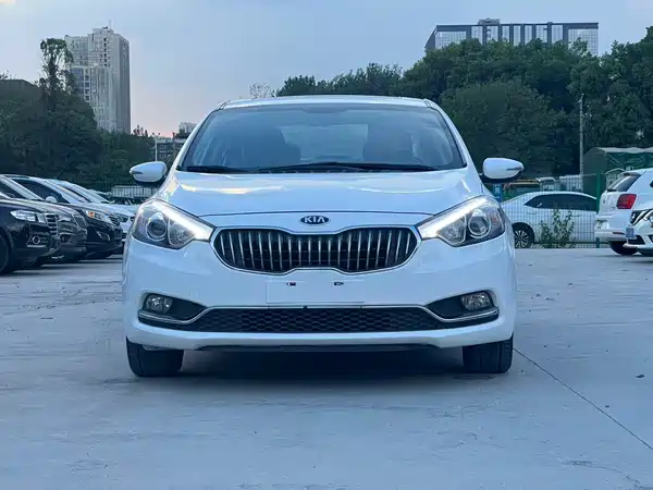 Kia K3 2015
