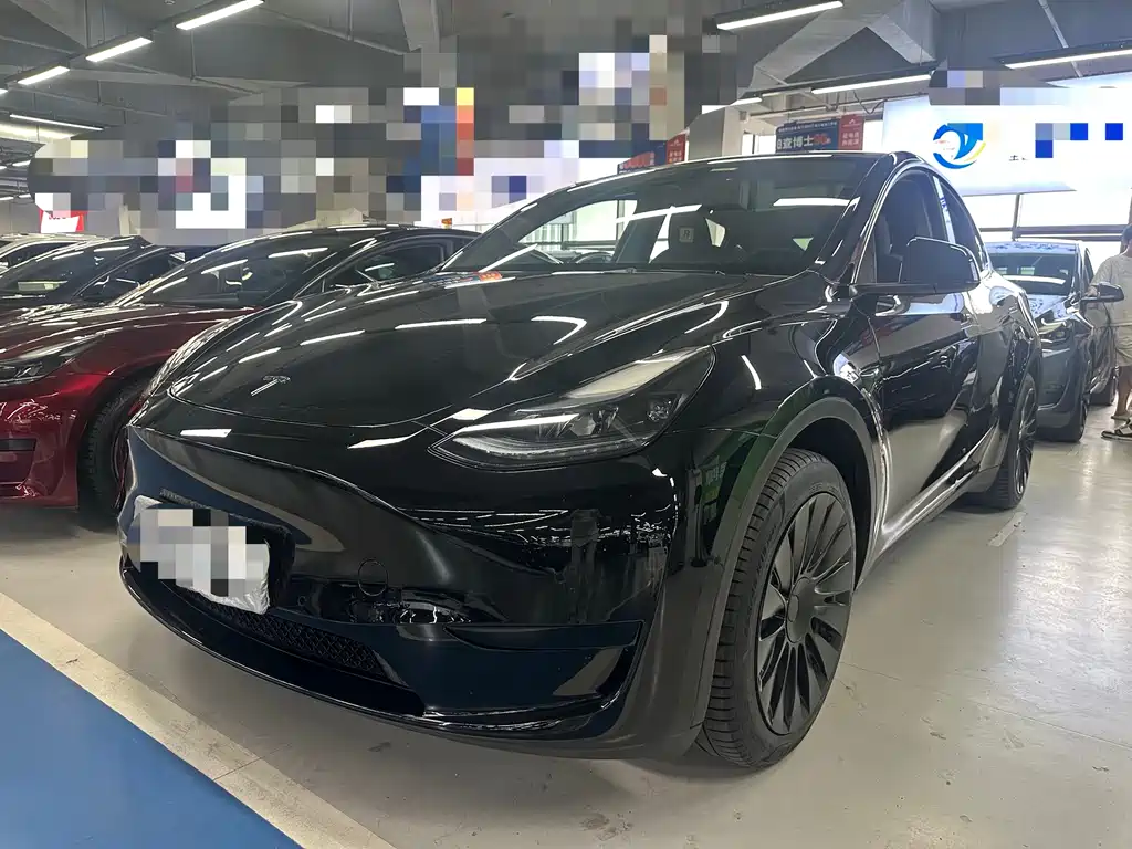 Tesla Model Y 2023 — фото 1