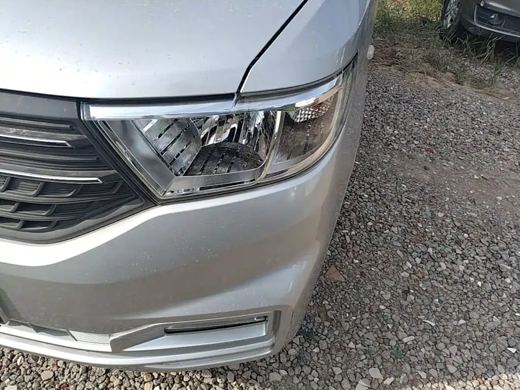 Wuling Hongguang V 2023 — фото 24