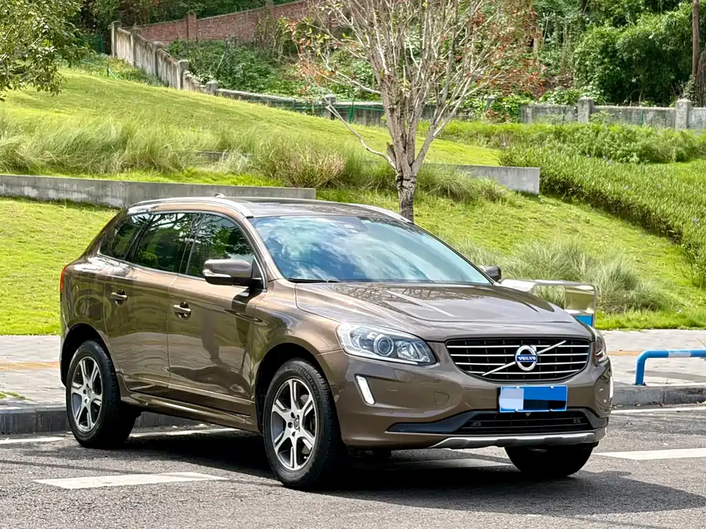 Volvo XC60 2014 — фото 3