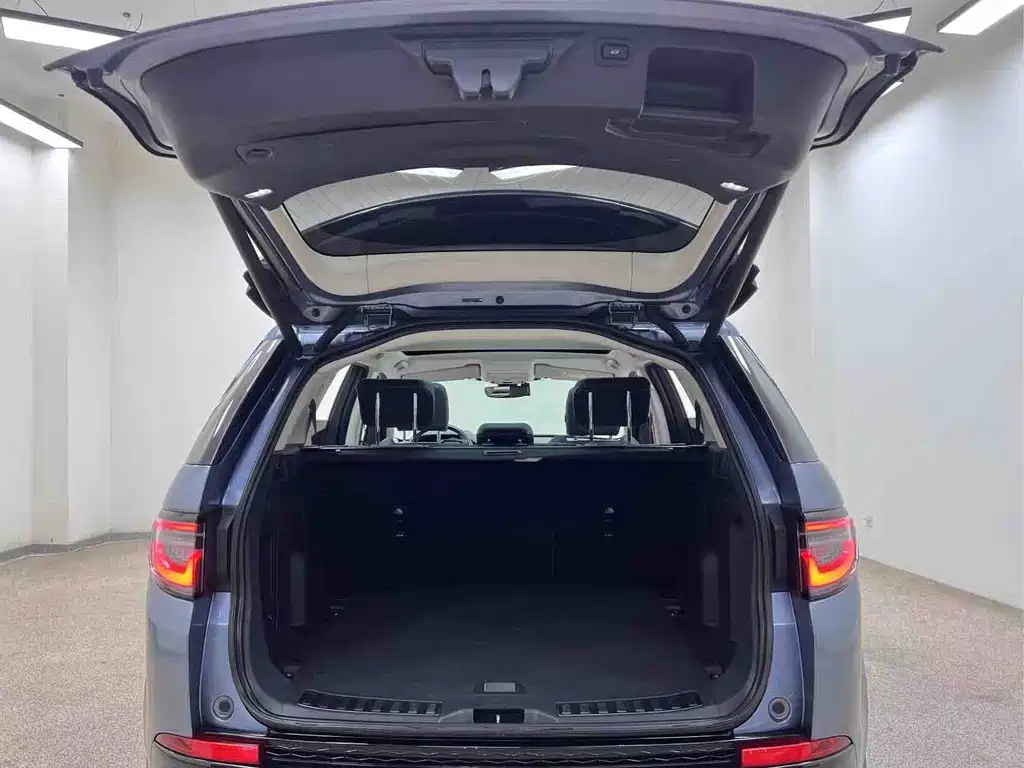 Land Rover Discovery Sport 2020 — фото 23
