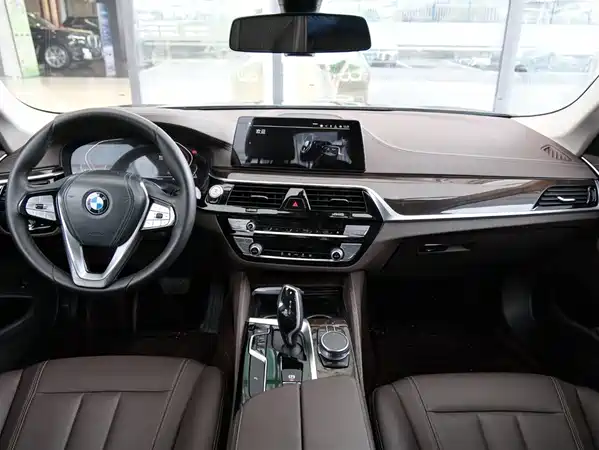 BMW 5 Series 2020