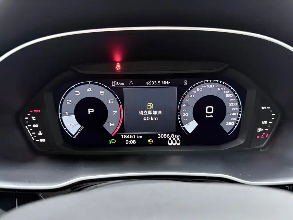 Audi Q3 2023 — фото 16