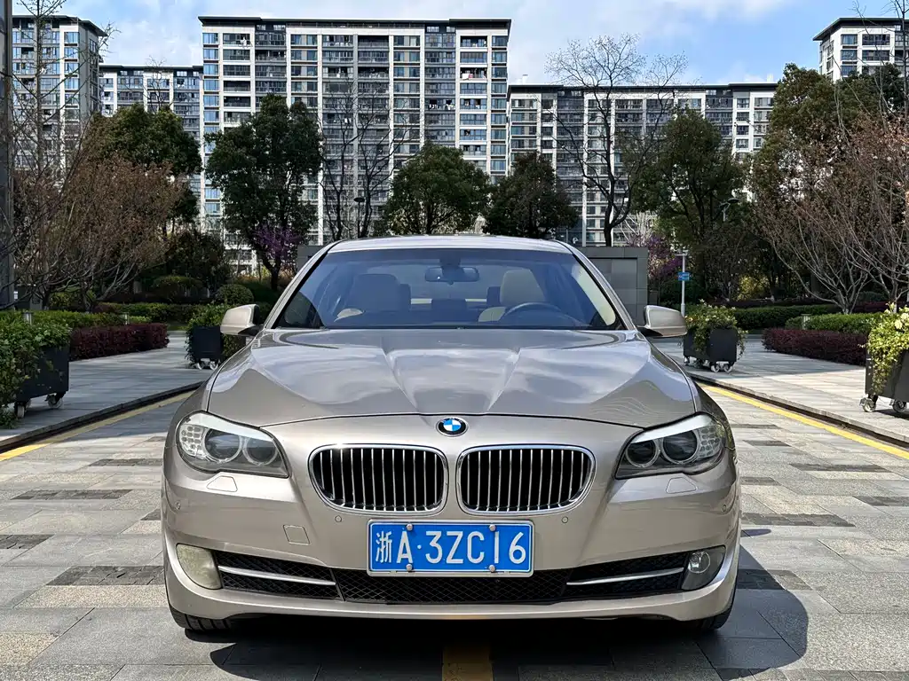 BMW 5 Series 2013 — фото 2
