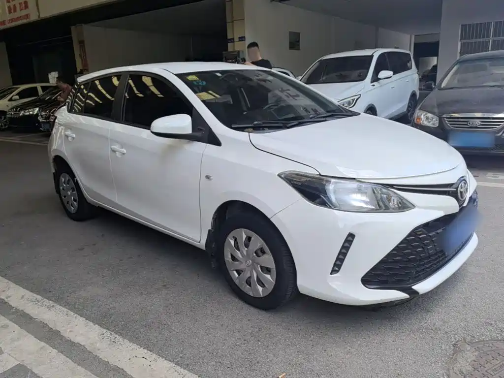 Toyota Vios FS 2017 — фото 4