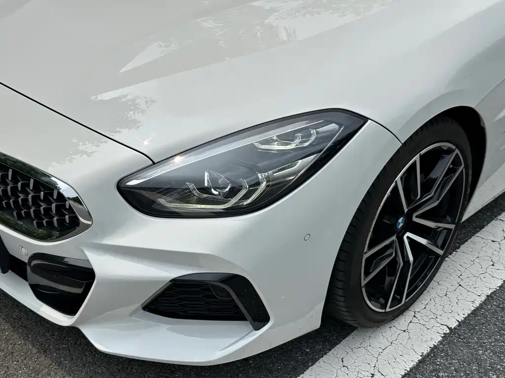 BMW Z4 2021 — фото 10