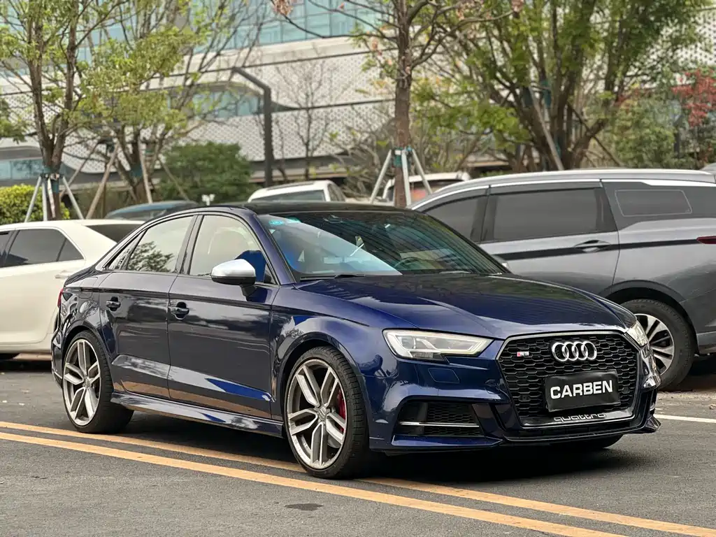 Audi S3 2018 — фото 18