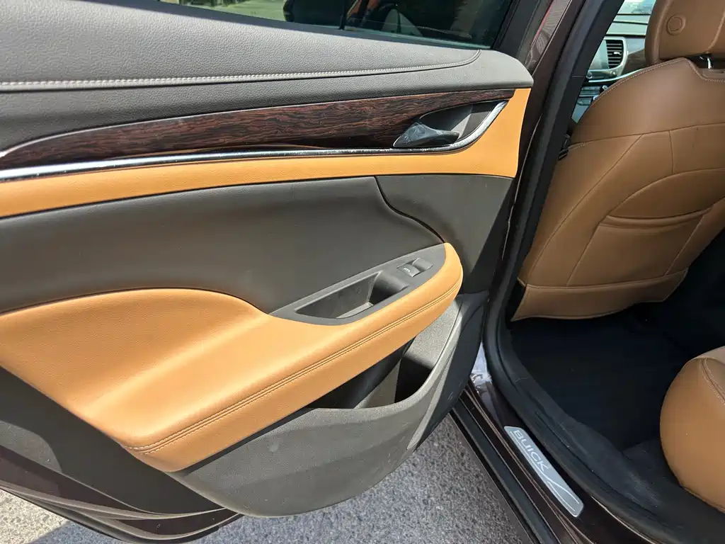 Buick LaCrosse 2017 — фото 14