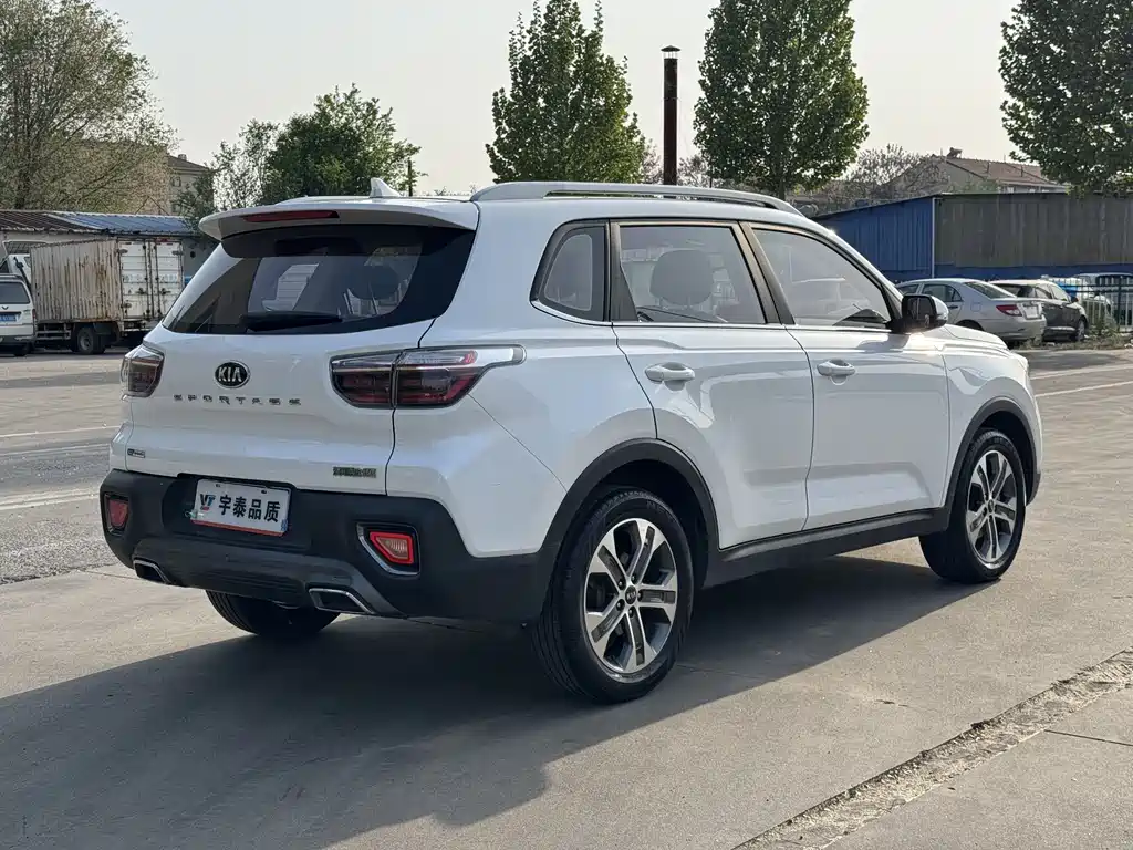 Kia Sportage 2021 — фото 8