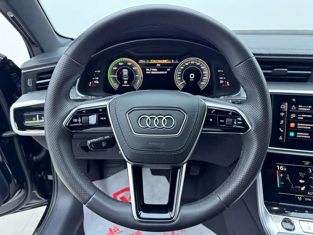 Audi A6L New Energy 2023 — фото 11