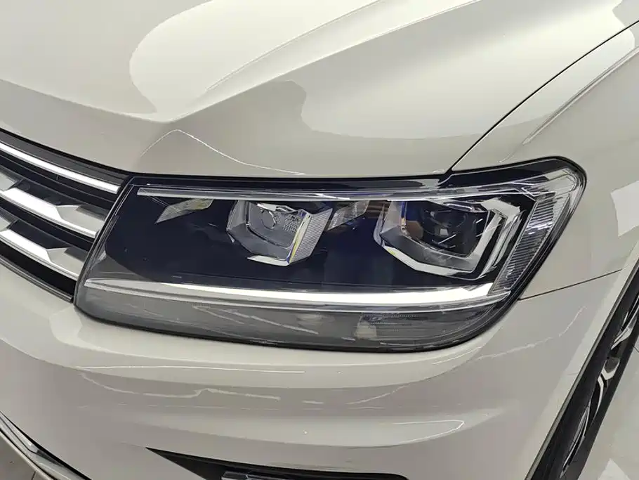Volkswagen Tiguan L 2017