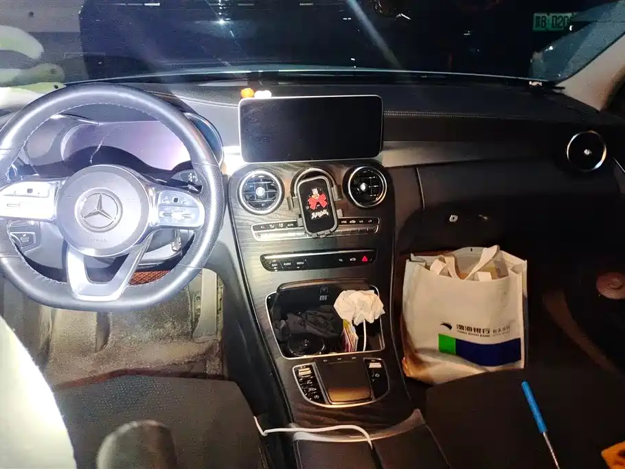 Mercedes-Benz C-Class 2019 — фото 12