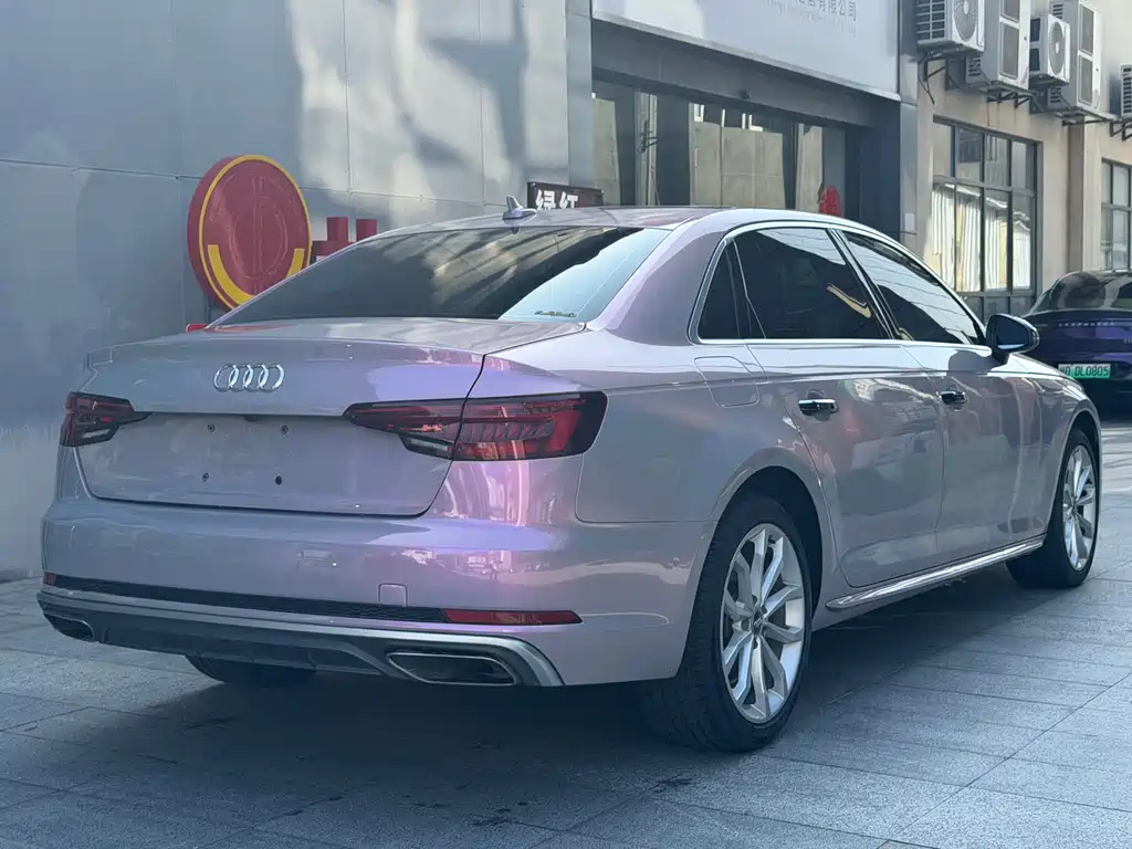 Audi A4L 2020 — фото 9