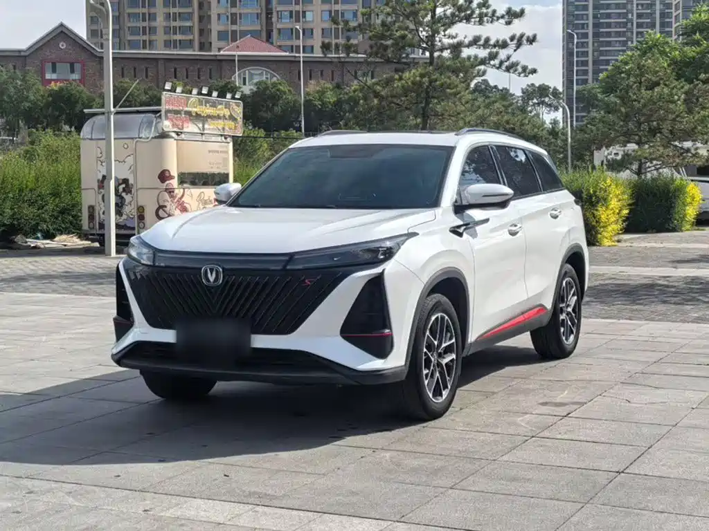 Changan CS75 PLUS 2022 — фото 1