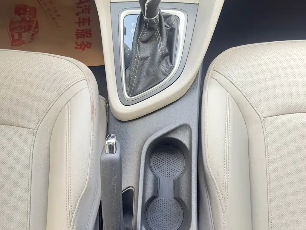 Buick Excelle 2020 — фото 15