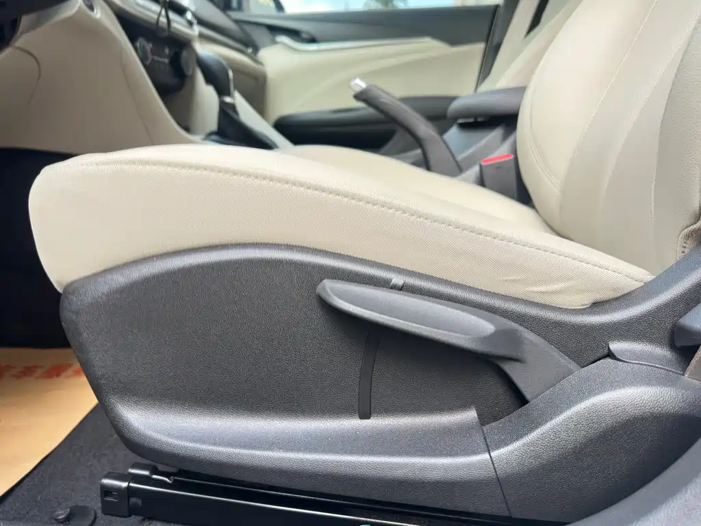 Buick Excelle 2020 — фото 19