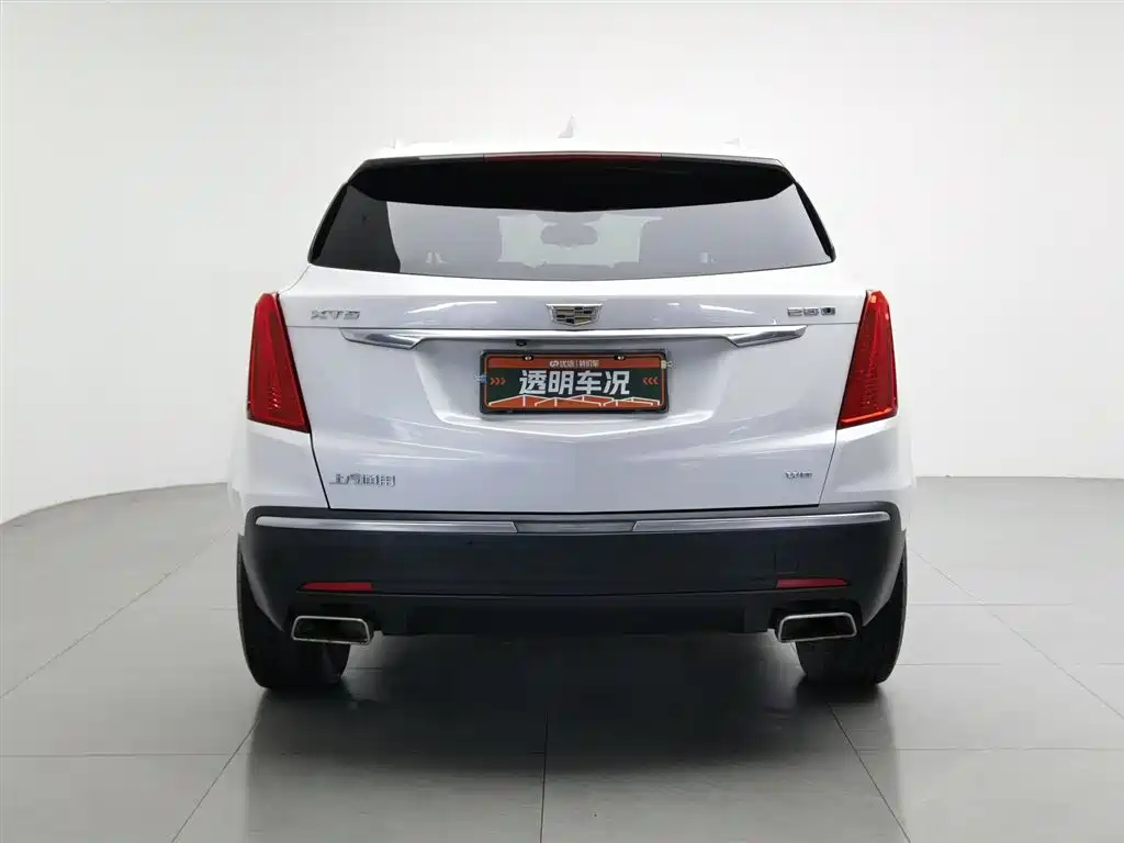 Cadillac XT5 2017 — фото 4