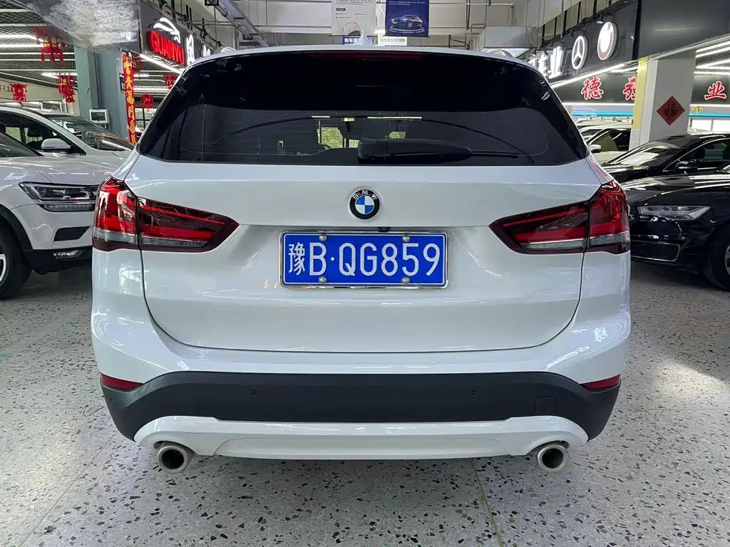 BMW X1 2022 — фото 5