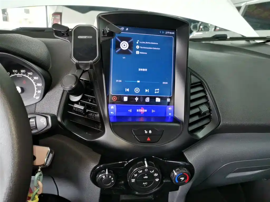 Ford Ecosport 2016 — фото 13