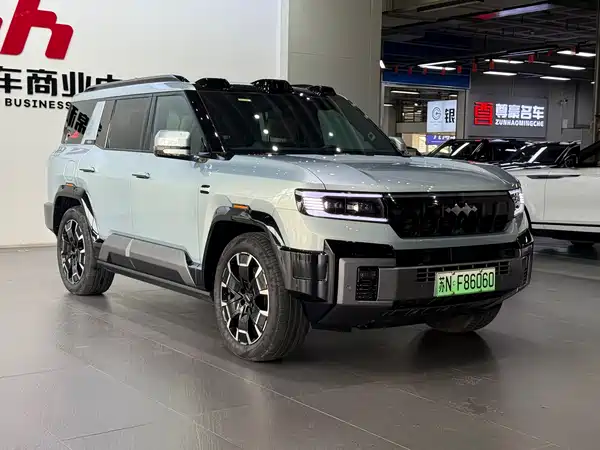 Fangchengbao Leopard 8 2024