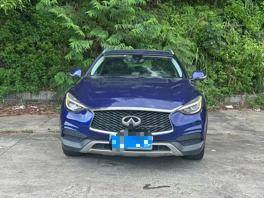 Infiniti QX30 2017 — фото 3