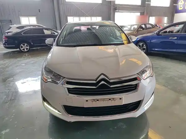 Citroën C4L 2015