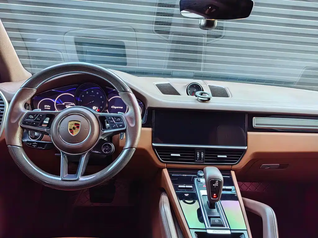Porsche Cayenne 2026 — фото 12