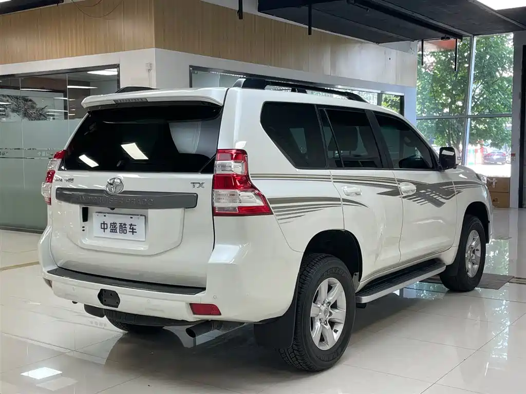 Toyota Prado 2016 — фото 9