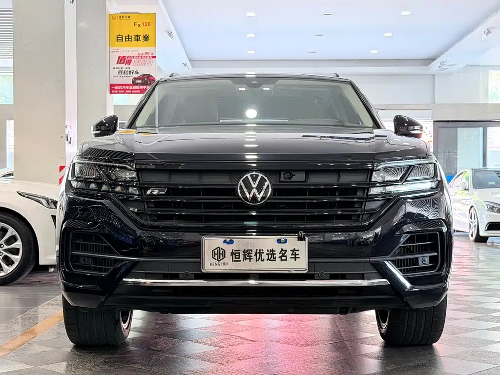 Volkswagen Touareg 2021 — фото 2