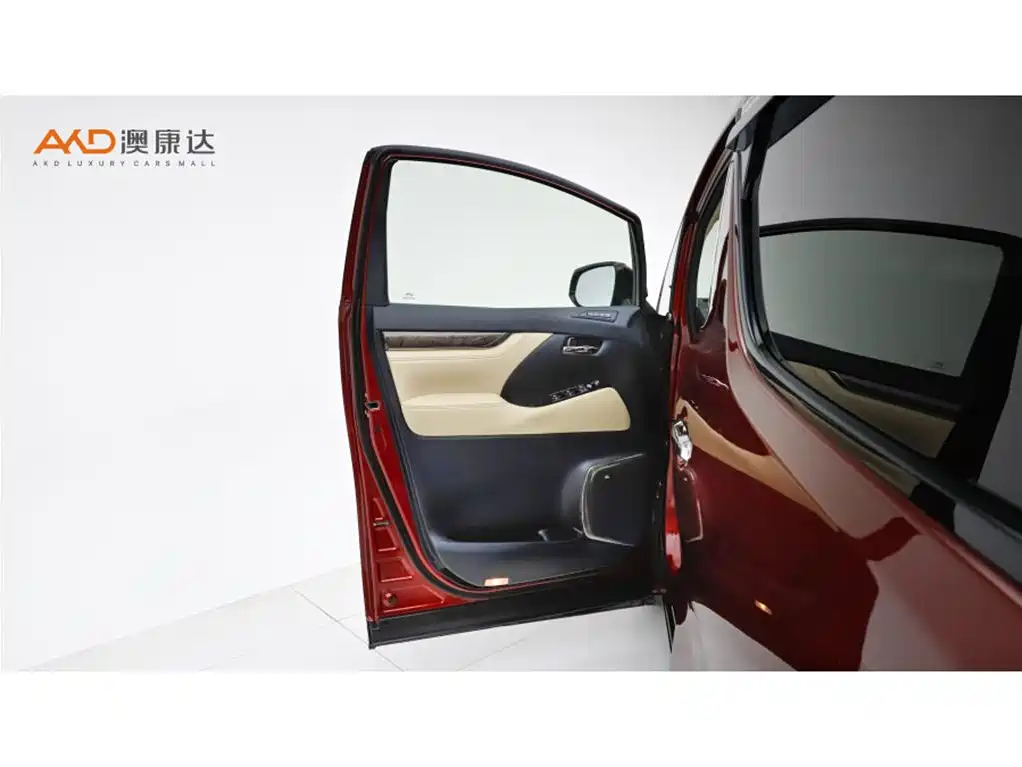 Toyota Alphard 2018 — фото 11