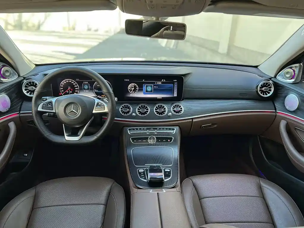 Mercedes-Benz E-Class 2018 — фото 8