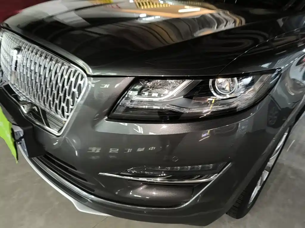 Lincoln MKC 2019 — фото 24