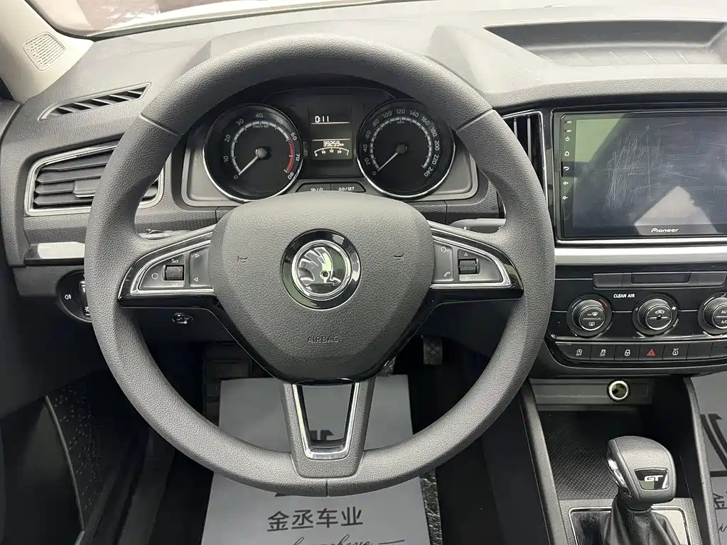 Skoda Kamiq 2022 — фото 11