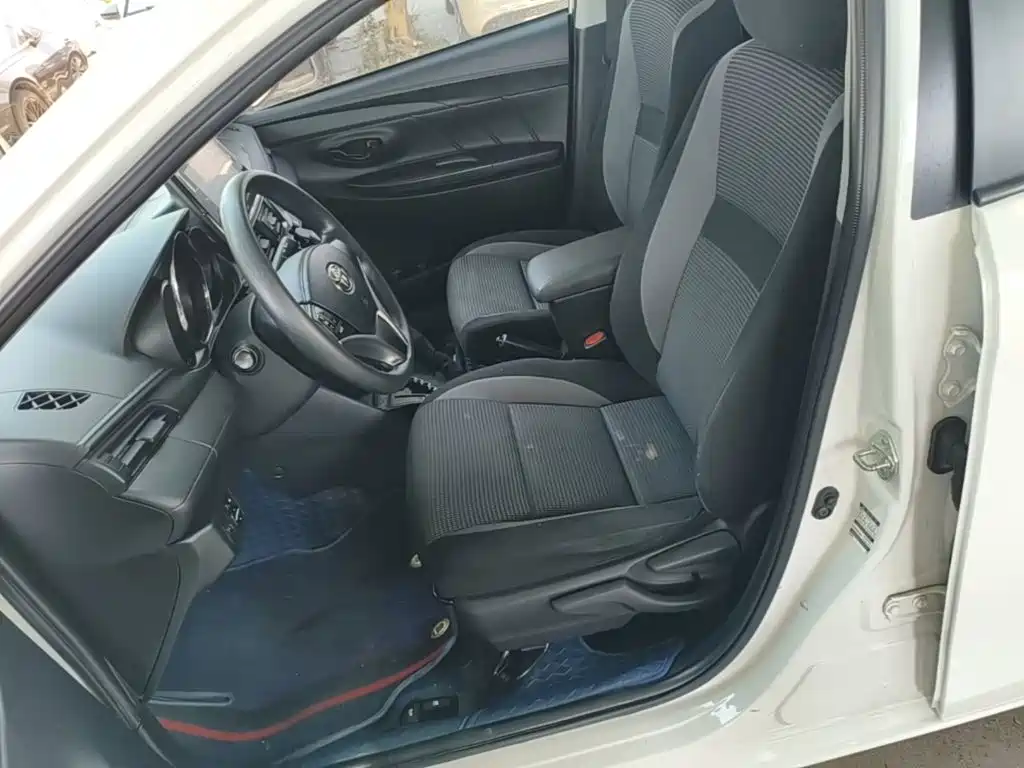 Toyota Vios 2023 — фото 15